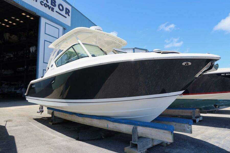 26ft Pursuit Yacht For Sale