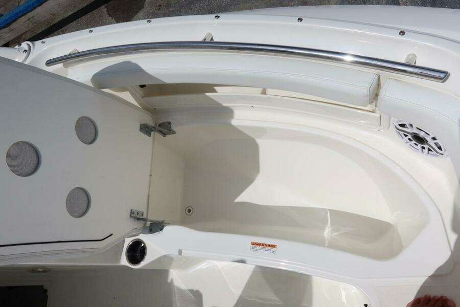 26ft Pursuit Yacht For Sale