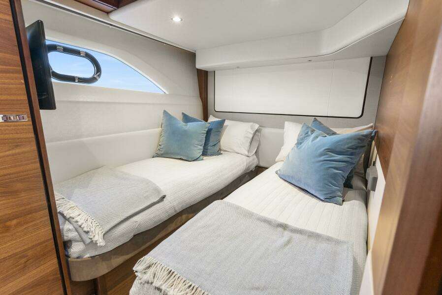 Princess F62 Stumped- Twin Berth Stateroom