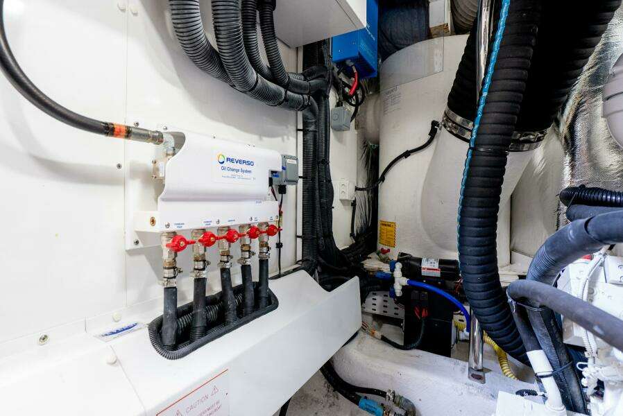 Princess F62 Stumped- Engine Room