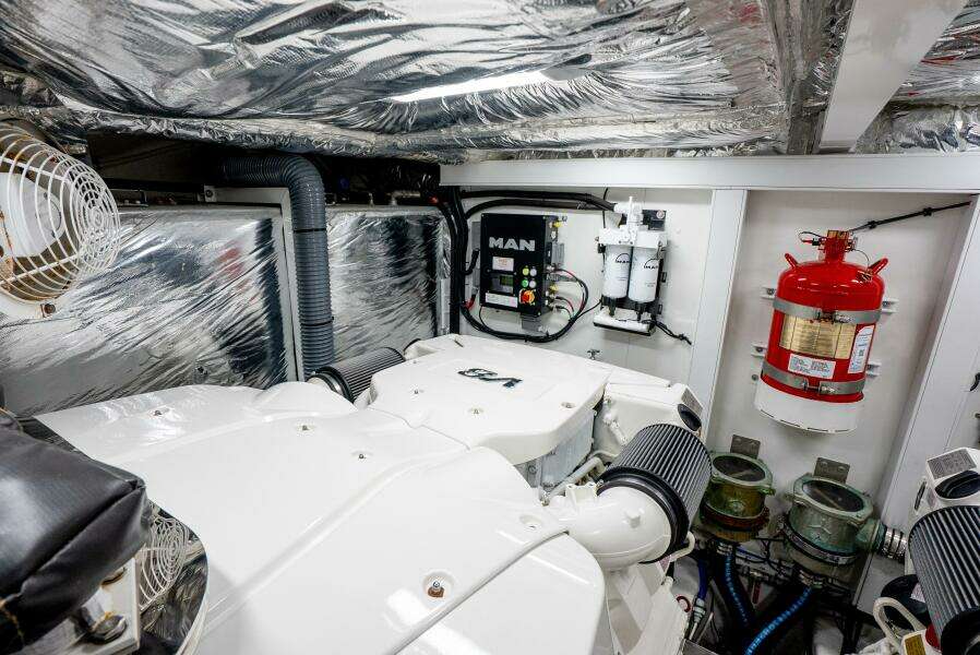 Princess F62 Stumped- Engine Room