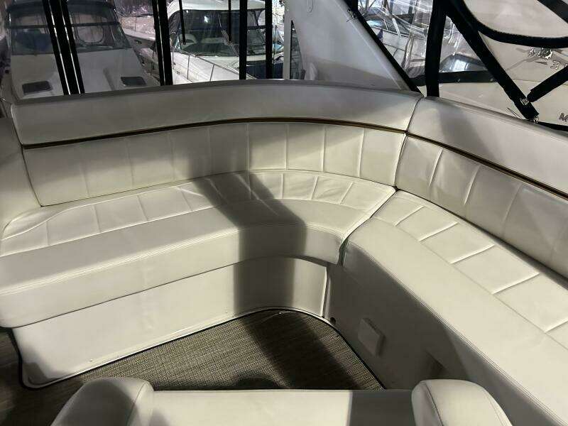 Second Knot 40ft Carver Yacht For Sale