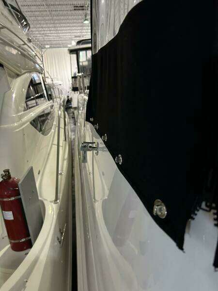 Second Knot 40ft Carver Yacht For Sale