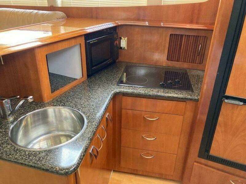 Second Knot 40ft Carver Yacht For Sale