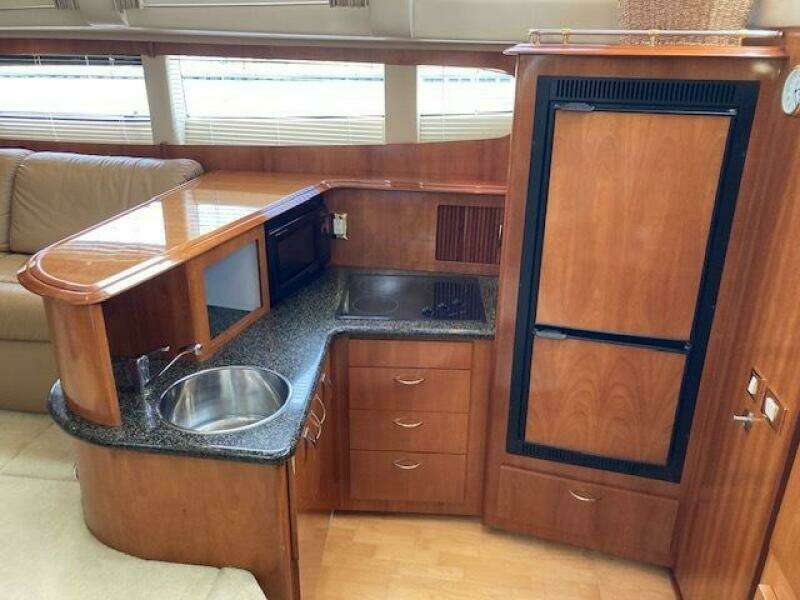 Second Knot 40ft Carver Yacht For Sale