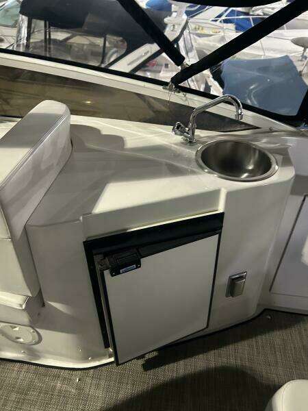 Second Knot 40ft Carver Yacht For Sale