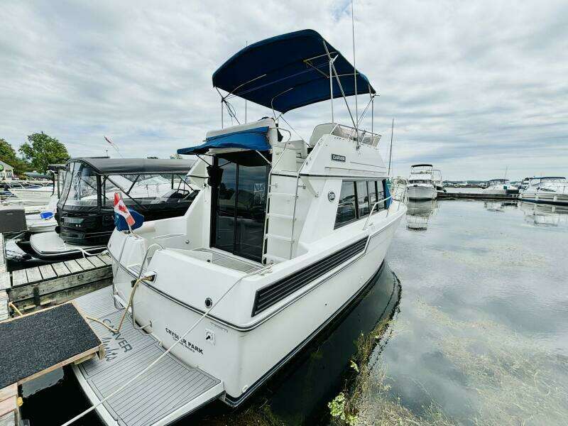 28ft Carver Yacht For Sale