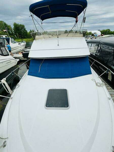 28ft Carver Yacht For Sale