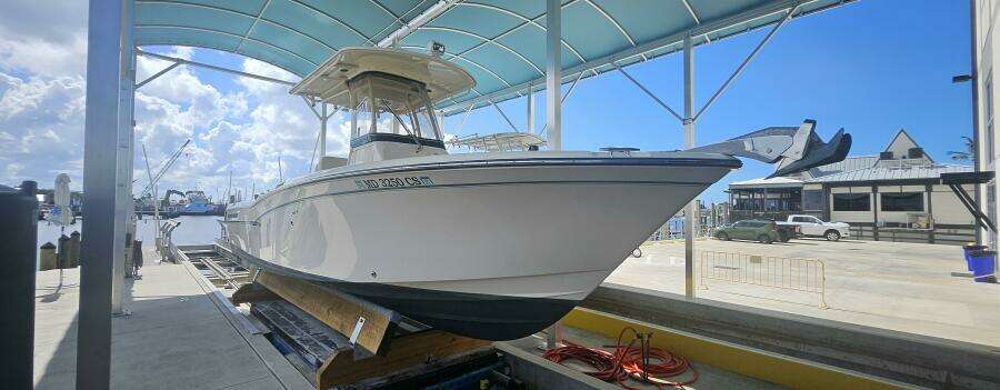 25ft Grady White Yacht For Sale