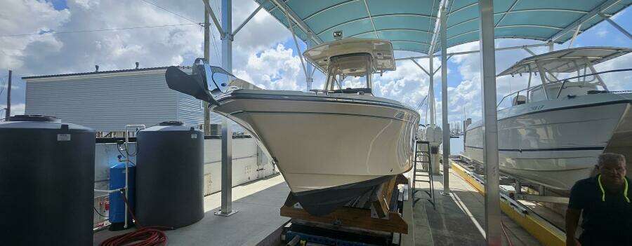 25ft Grady White Yacht For Sale