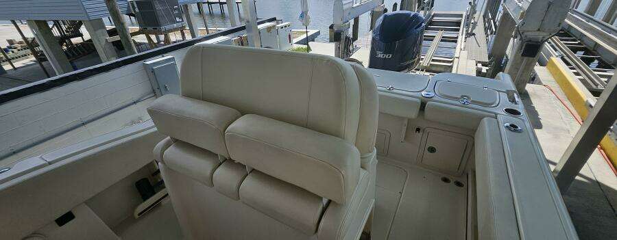 25ft Grady White Yacht For Sale