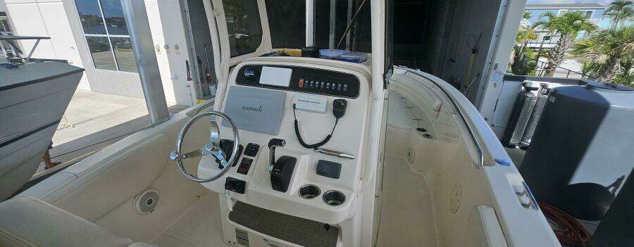 25ft Grady White Yacht For Sale