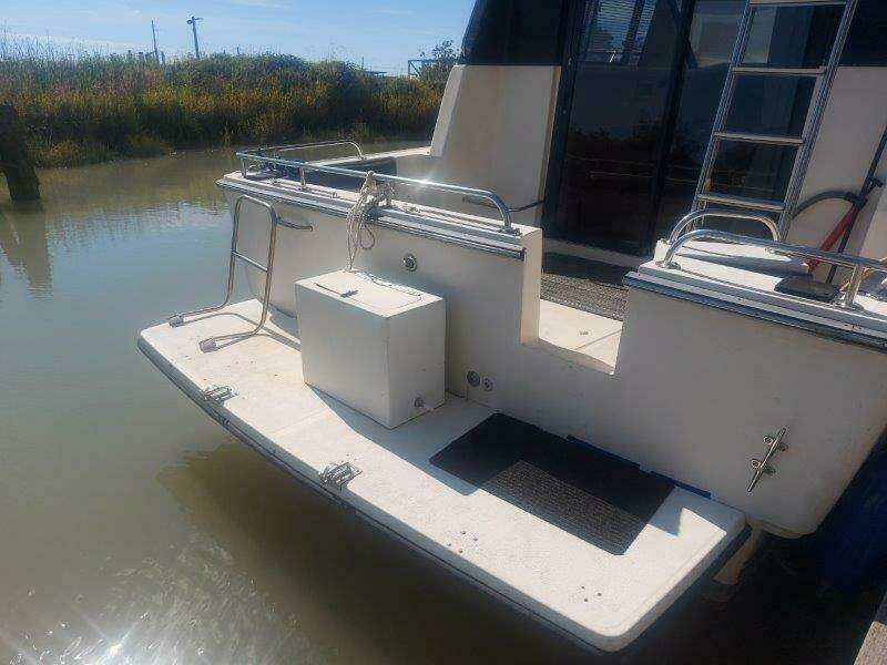 34ft Silverton Yacht For Sale