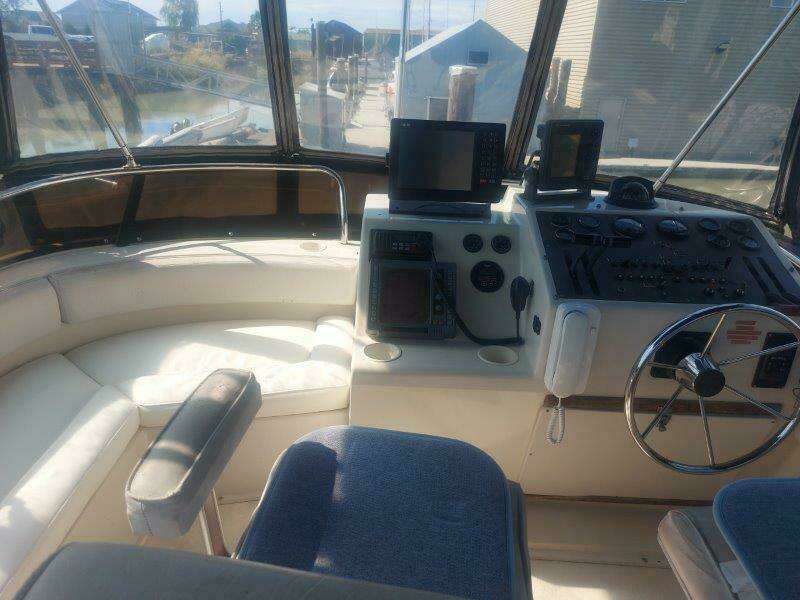 34ft Silverton Yacht For Sale