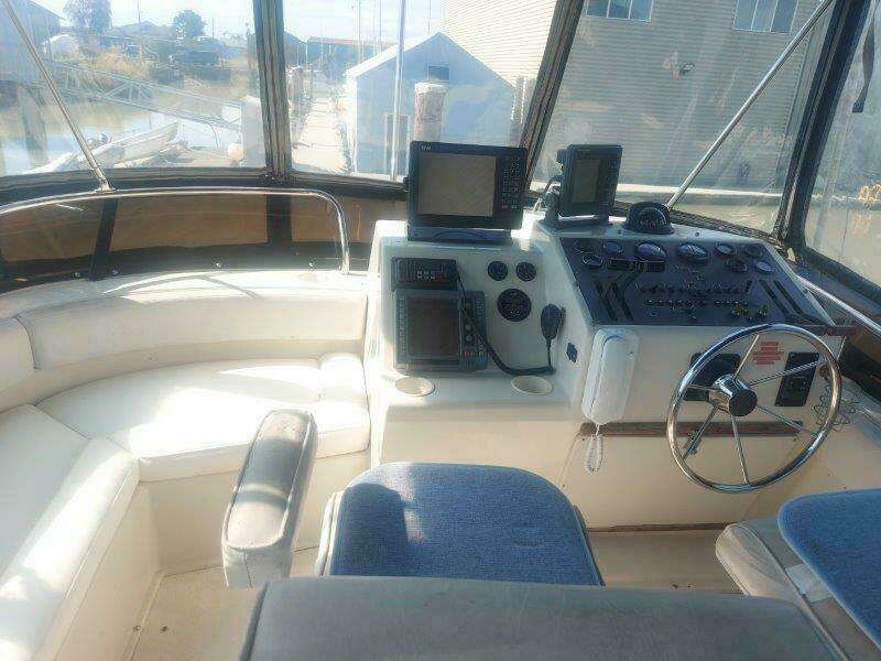 34ft Silverton Yacht For Sale