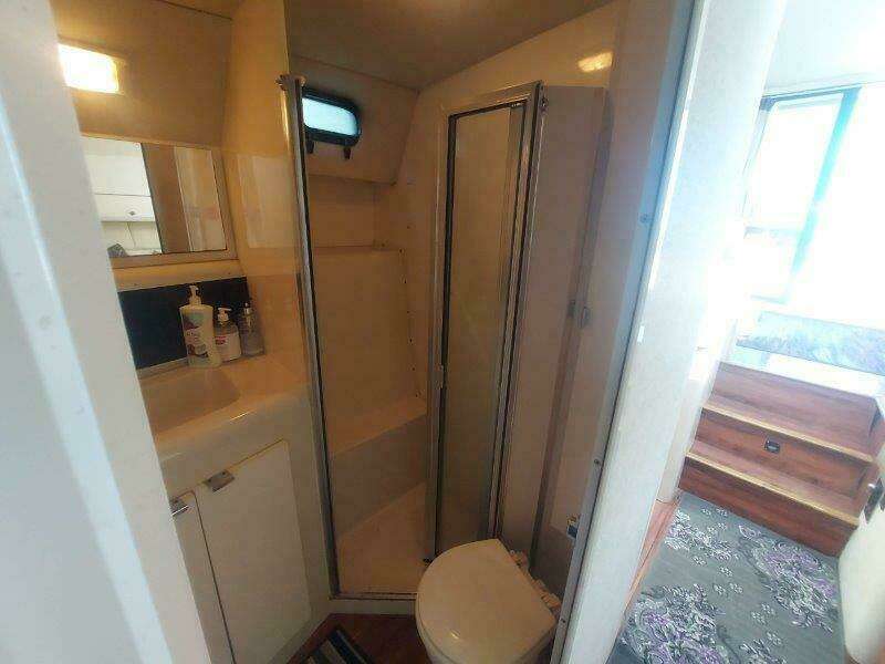 34ft Silverton Yacht For Sale