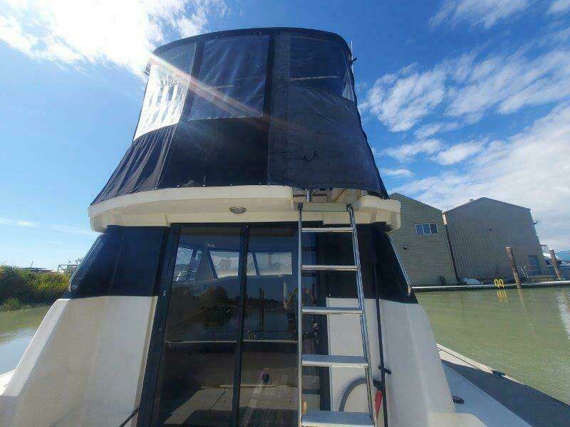 34ft Silverton Yacht For Sale