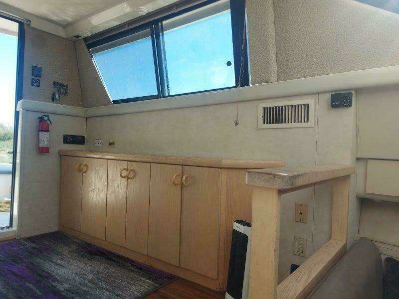 34ft Silverton Yacht For Sale