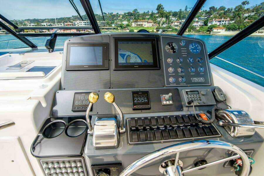 2000 Tiara 41 Open