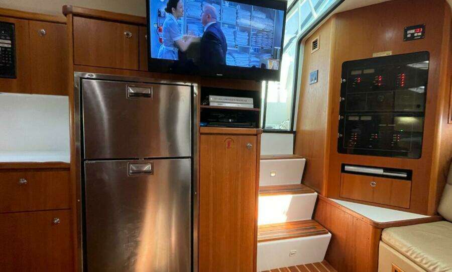 2000 Tiara 41 Open