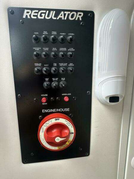 23ft Regulator Yacht For Sale