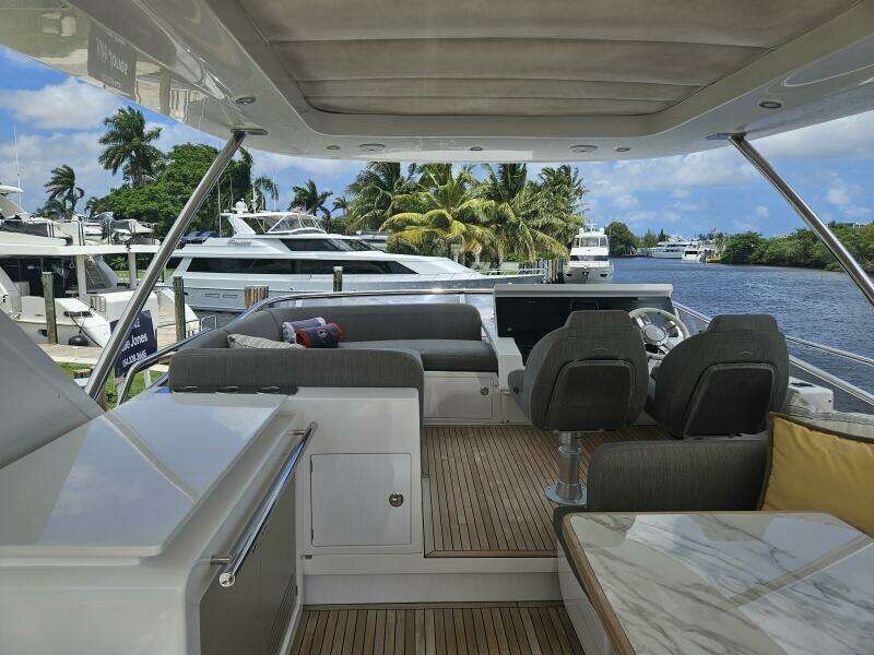 Moonlighter 66ft Azimut Yacht For Sale