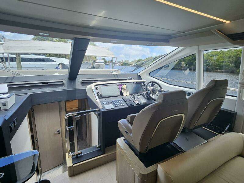 Moonlighter 66ft Azimut Yacht For Sale