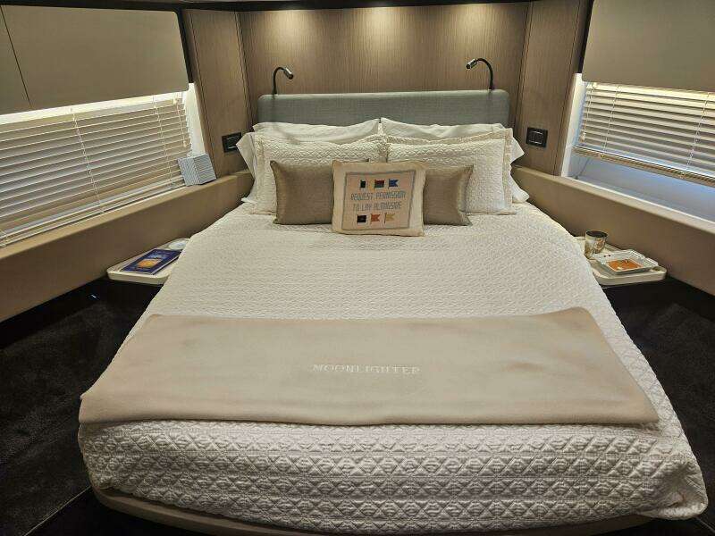 Moonlighter 66ft Azimut Yacht For Sale