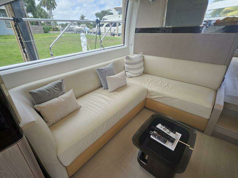 Moonlighter 66ft Azimut Yacht For Sale