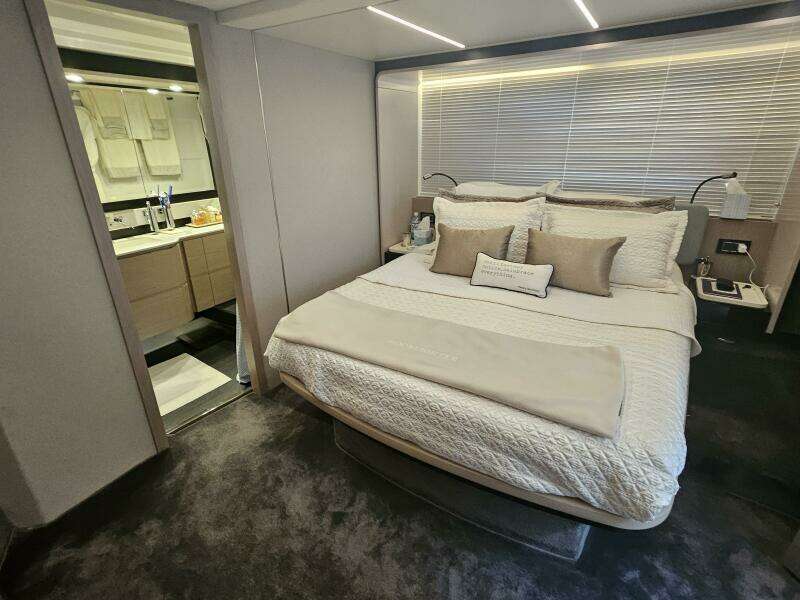 Moonlighter 66ft Azimut Yacht For Sale