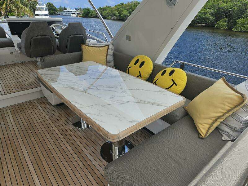 Moonlighter 66ft Azimut Yacht For Sale