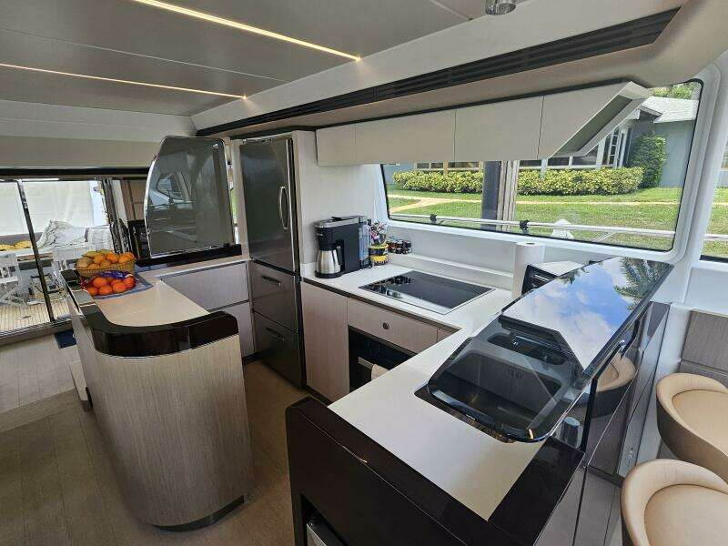 Moonlighter 66ft Azimut Yacht For Sale