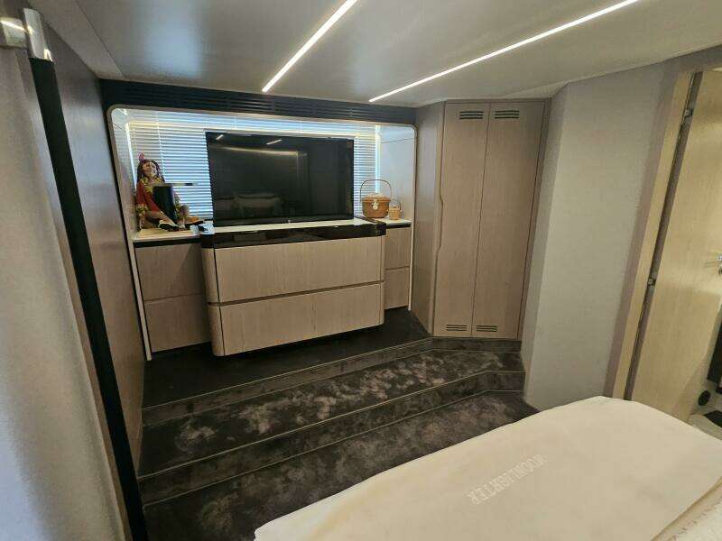 Moonlighter 66ft Azimut Yacht For Sale