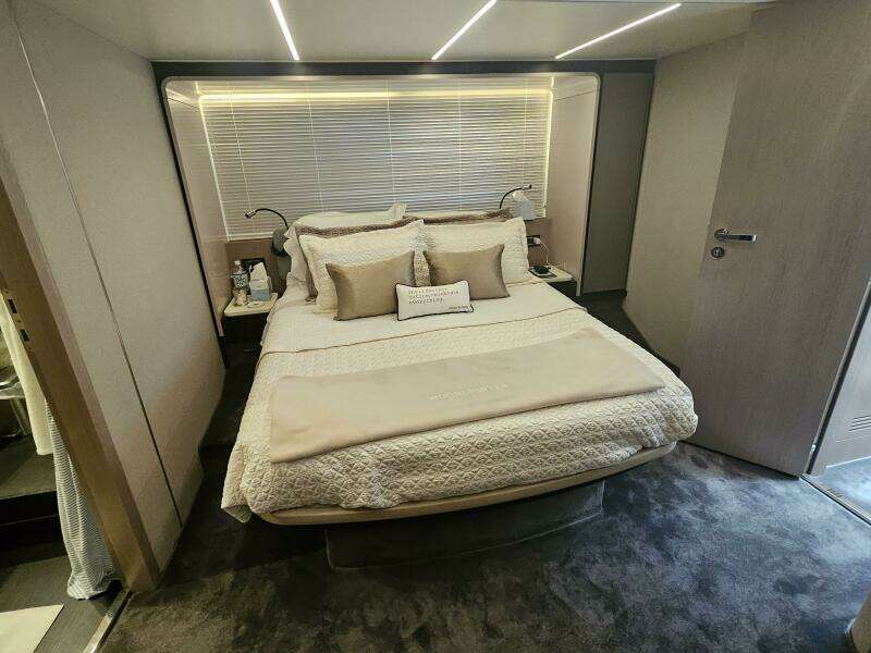 Moonlighter 66ft Azimut Yacht For Sale
