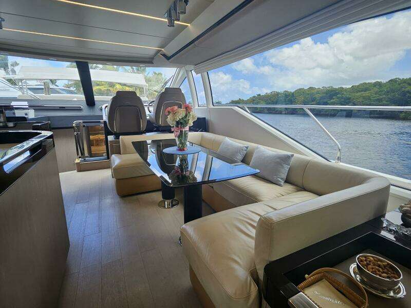 Moonlighter 66ft Azimut Yacht For Sale