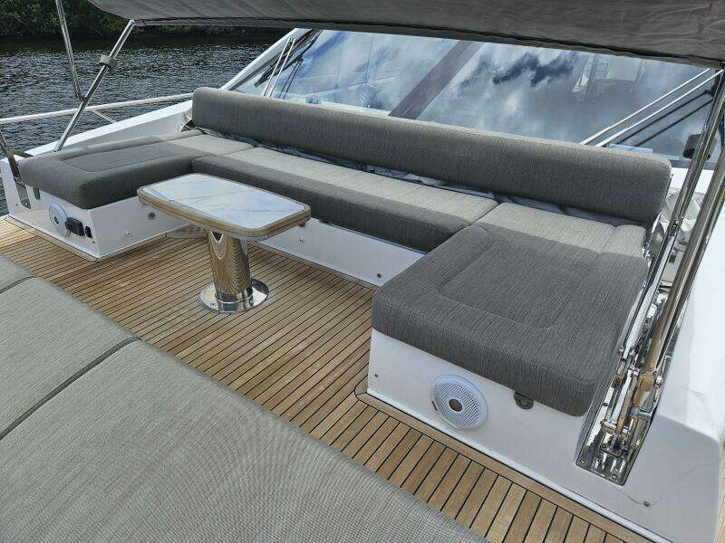 Moonlighter 66ft Azimut Yacht For Sale