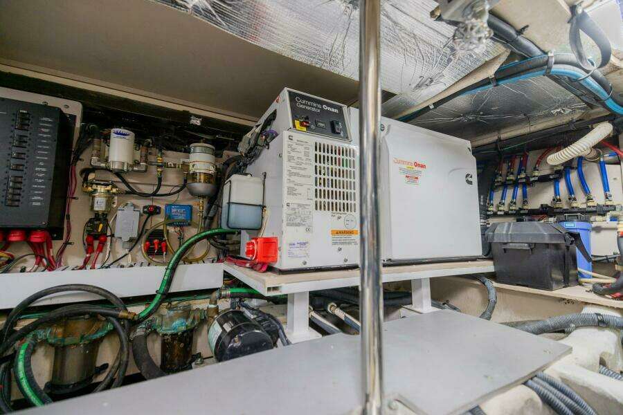 REVIVAL BAY 45ft Sea Ray Yacht For Sale