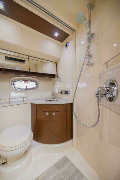 REVIVAL BAY 45ft Sea Ray Yacht For Sale