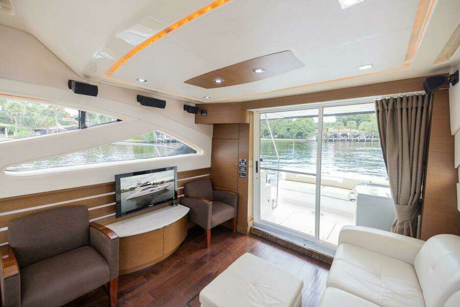 REVIVAL BAY 45ft Sea Ray Yacht For Sale