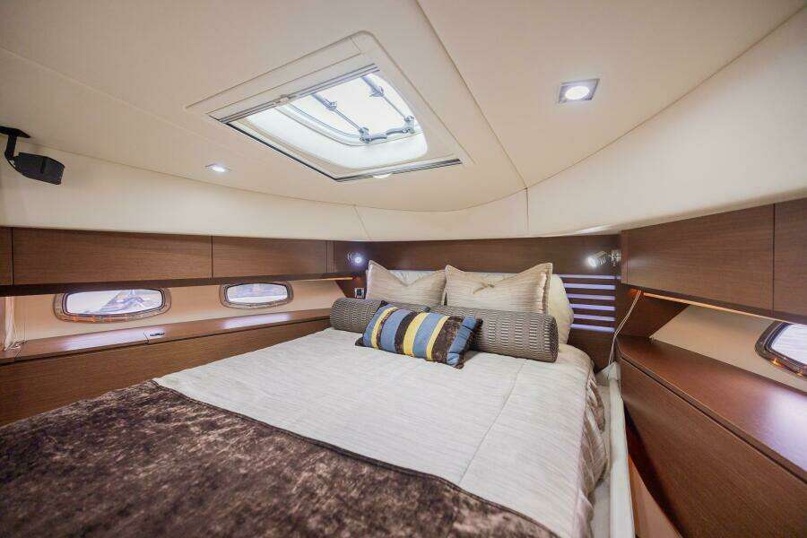 REVIVAL BAY 45ft Sea Ray Yacht For Sale