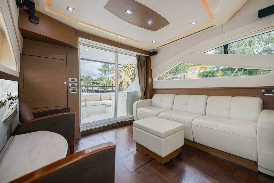 REVIVAL BAY 45ft Sea Ray Yacht For Sale
