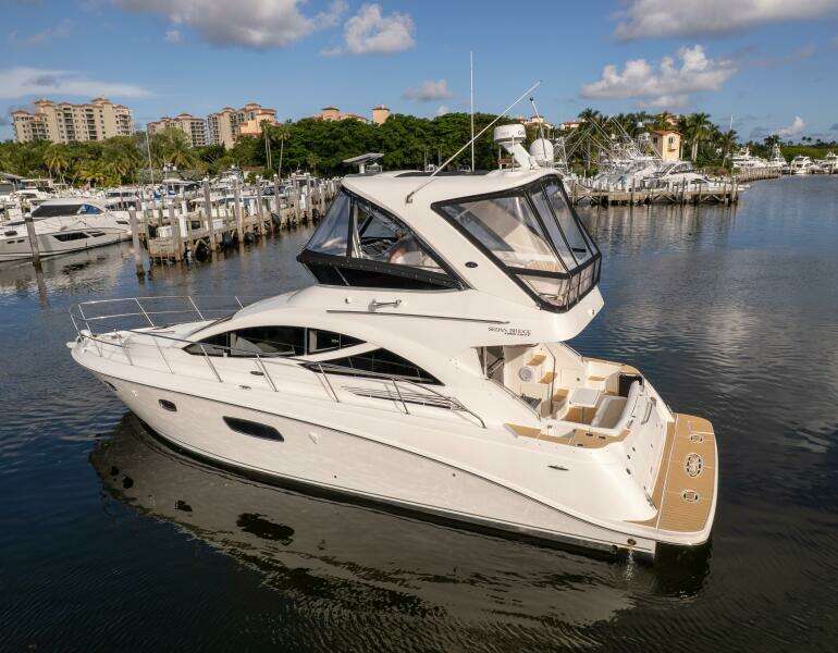 REVIVAL BAY 45ft Sea Ray Yacht For Sale REVIVAL BAY 45ft Sea Ray Yacht For Sale