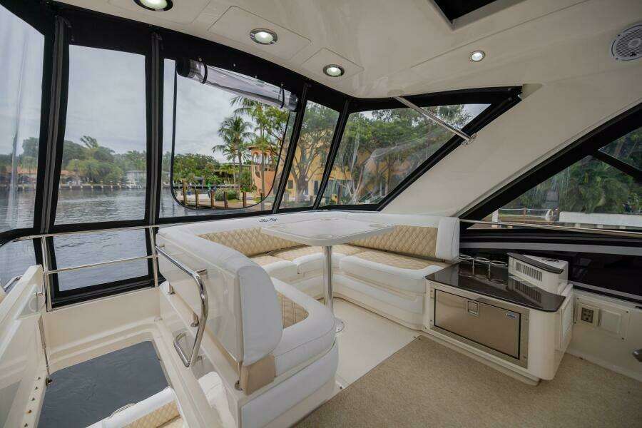 REVIVAL BAY 45ft Sea Ray Yacht For Sale