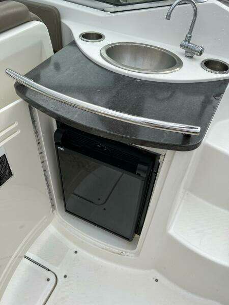 SCHORE THING 27ft Sea Ray Yacht For Sale