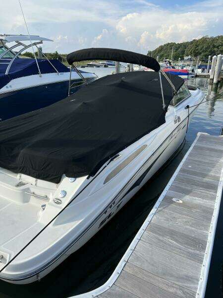SCHORE THING 27ft Sea Ray Yacht For Sale