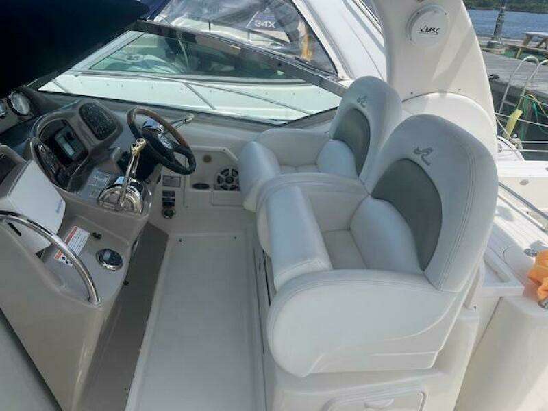 PARTY 0F FOUR 34ft Sea Ray Yacht For Sale