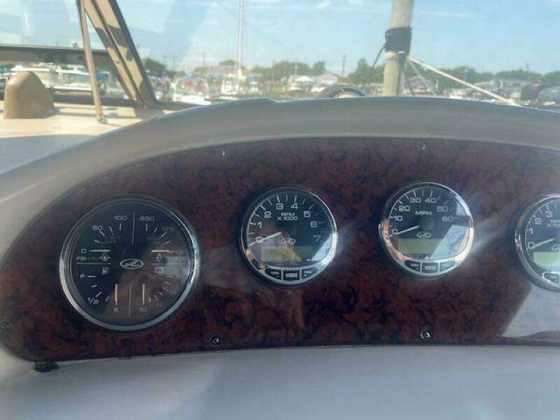 PARTY 0F FOUR 34ft Sea Ray Yacht For Sale