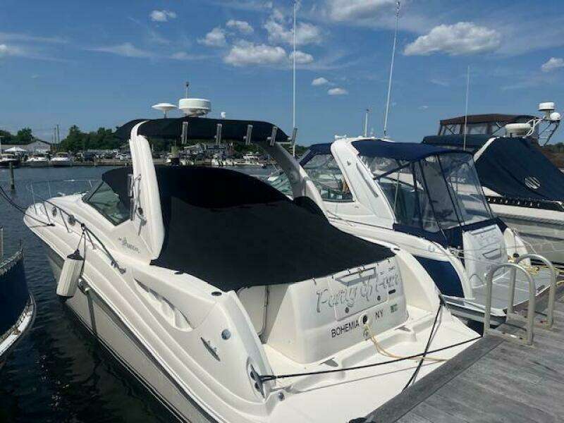 PARTY 0F FOUR 34ft Sea Ray Yacht For Sale