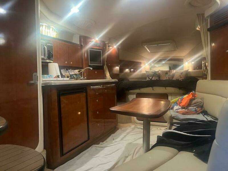 PARTY 0F FOUR 34ft Sea Ray Yacht For Sale