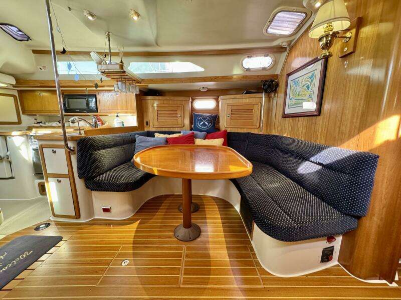 42ft Catalina Yacht For Sale